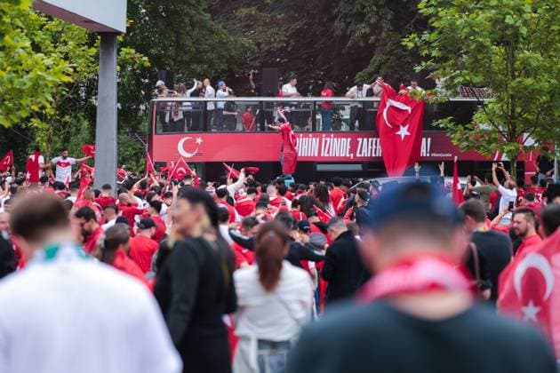 18.06.2024, Fussball, Europameisterschaft 2024, EM2024, Türkei - Georgien, Fans der Türkei feiern in Dortmund, Dortmund Innenstadt NRW Deutschland xRHR-FOTO DEx Copyright: DennisxEwert RHR-FOTOx RHR-FOTO DE
