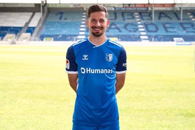 Alexander Nollenberger (1. FC Magdeburg,17) - 2. Fußball Bundesliga Saison 2024-2025 Fototermin 1. FC Magdeburg mit Neuzugänge und Mannschaft im neuen Heimtrikot in der AVNET Arena in Magdeburg - Fußball,Mann,Männer,Deutschland,18.06.2024