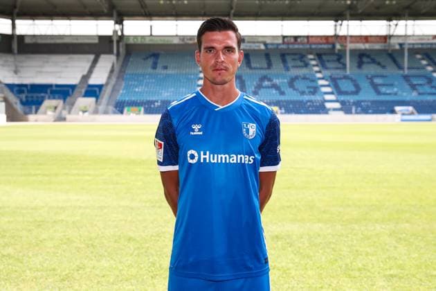 Tobias Müller (1. FC Magdeburg,5) - 2. Fußball Bundesliga Saison 2024-2025 Fototermin 1. FC Magdeburg mit Neuzugänge und Mannschaft im neuen Heimtrikot in der AVNET Arena in Magdeburg - Fußball,Mann,Männer,Deutschland,18.06.2024