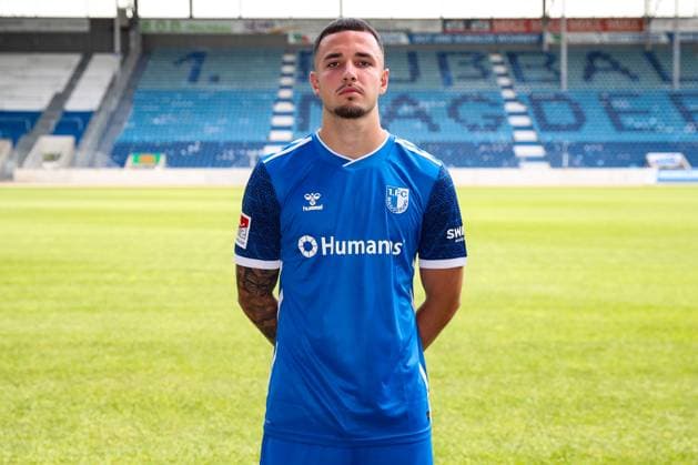 Falko Michel (1. FC Magdeburg,21) - 2. Fußball Bundesliga Saison 2024-2025 Fototermin 1. FC Magdeburg mit Neuzugänge und Mannschaft im neuen Heimtrikot in der AVNET Arena in Magdeburg - Fußball,Mann,Männer,Deutschland,18.06.2024