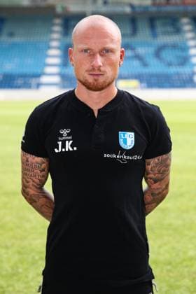 Athletiktrainer Jannik Kirchenkamp (1. FC Magdeburg) - 2. Fußball Bundesliga Saison 2024-2025 Fototermin 1. FC Magdeburg mit Neuzugänge und Mannschaft im neuen Heimtrikot in der AVNET Arena in Magdeburg - Fußball,Mann,Männer,Deutschland,18.06.2024