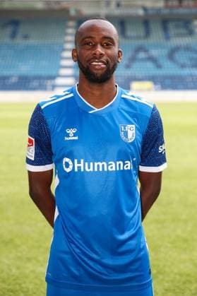 Silas Gnaka (1. FC Magdeburg,25) - 2. Fußball Bundesliga Saison 2024-2025 Fototermin 1. FC Magdeburg mit Neuzugänge und Mannschaft im neuen Heimtrikot in der AVNET Arena in Magdeburg - Fußball,Mann,Männer,Deutschland,18.06.2024