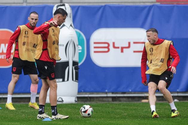EURO 2024, Nationalteam Albanien, Training Albania Training Session: Group B - UEFA EURO, EM, Europameisterschaft,Fussball 2024 Players of Albania during Albanian National Football Team training session at Millerntor Stadium on June 18, 2024 in Hamburg, Germany. LukaxStanzl PIXSELL