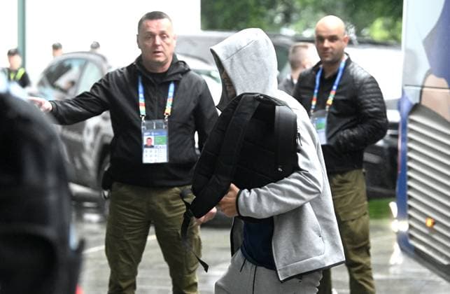 UEFA EURO, EM, Europameisterschaft,Fussball 2024: Croatia football players arrive in hoptel in Hamburg Andrej Kramaric of Croatia arrive at hotel in Hamburg, Germany, on June 18, 2024. MarkoxLukunic PIXSELL