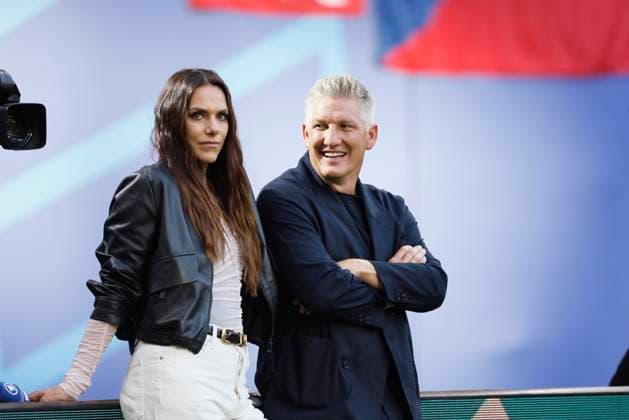 Sport Themen der Woche KW25 Portugal v Czechia: Group F - UEFA EURO, EM, Europameisterschaft,Fussball 2024 Former Germany player Bastian Schweinsteiger and presenter Esther Sedlaczek before the UEFA EURO 2024 group stage match between Portugal and Czechia at Football Stadium Leipzig on June 18, 2024 in Leipzig, Germany. Leipzig Football Stadium Leipzig Germany Germany Copyright: xRichardxSellers Sportsphoto APLx 14041300
