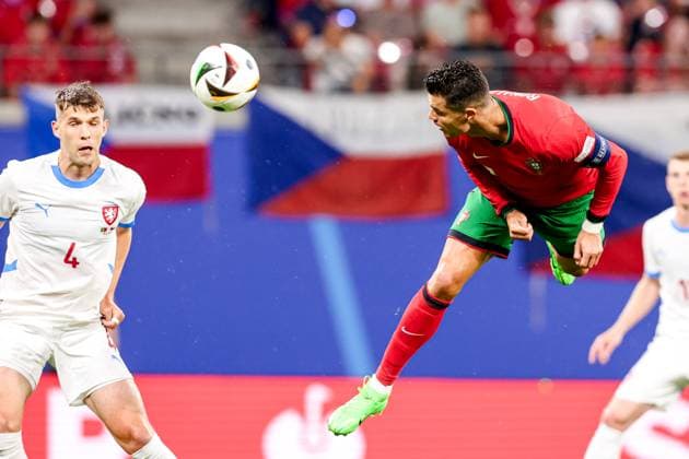 2024-06-18 Portugal v Czechia - Group F - UEFA EURO, EM, Europameisterschaft,Fussball 2024 LEIPZIG, GERMANY - JUNE 18: Cristiano Ronaldo of Portugal heads the ball during the Group F - UEFA EURO 2024 match between Portugal and Czechia at Red Bull Arena on June 18, 2024 in Leipzig, Germany. (Photo by Peter Lous BSR Agency) Leipzig Germany Content not available for redistribution in The Netherlands directly or indirectly through any third parties. Copyright: xBSRxAgencyx