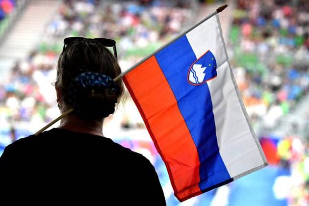 Ljubljana, Slovenia, June 18st 2024: Slovenian fan with national flag during the FIVB Men s Volleyball Nations League match between Slovenia and Argentina at Arena Stozice, Ljubljana, Slovenia. (Natasa Kupljenik SPP) Copyright: xNatasaxKupljenikx xSPPx spp-en-NaKuSp-NNP_2968