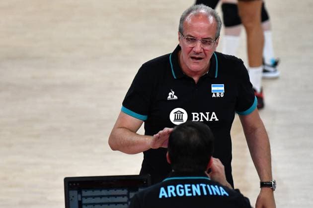 Ljubljana, Slovenia, June 18st 2024: Marcelo Rodolfo Mendez head coach of Argentina during the FIVB Men s Volleyball Nations League match between Slovenia and Argentina at Arena Stozice, Ljubljana, Slovenia. (Natasa Kupljenik SPP) Copyright: xNatasaxKupljenikx xSPPx spp-en-NaKuSp-NNP_3002