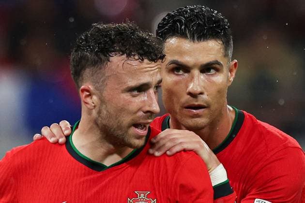 Diogo Jota of Portugal (L) and Cristiano Ronaldo of Portugal (R) Portugal v Czechia, UEFA European Championship, EM, Europameisterschaft 2024, Group F, Football, Leipzig Stadium, Leipzig, Germany, 18 Jun 2024 EDITORIAL USE ONLY No use with unauthorised audio, video, data, fixture lists, club league logos or live services. Online in-match use limited to 120 images, no video emulation. No use in betting, games or single club league player publications. Copyright: xMattxWest Shutterstockx 14543474ck