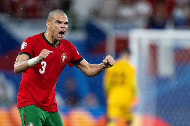 240618 Pepe of Portugal celebrates after 1-1 during the UEFA EURO, EM, Europameisterschaft,Fussball 2024 Football Championship match between Portugal and Czech Republic on June 18, 2024 in Leipzig. Photo: Mathias Bergeld BILDBYRAN kod MB MB0938 fotboll football soccer fotball fotbolls-em europamästerskap em uefa euro uefa european football championship euro 2024 portugal tjeckien czech republic bbeng jubel Copyright: MATHIASxBERGELD BB240618MB118