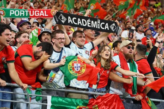 Portugal - Tschechien UEFA EURO, EM, Europameisterschaft,Fussball 2024 Leipzig, 18.06.2024, Leipzig Stadium, UEFA EURO 2024 Germany , Gr. F Vorrunde , PORTUGAL vs. TSCHECHIEN 2:1 (0:0) , Im Bild: Fans Portugal