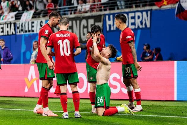 Sport Bilder des Tages UEFA EURO 2024: Portugal - Tschechien; 18.06.2024 Jubel zum 2:1 durch Francisco Fernandes Da Conceicao (Portugal, 26) UEFA EURO 2024: Portugal - Tschechien; Leipzig Stadium, Leipzig am 18.06.2024 Copyright: xBEAUTIFULxSPORTS Wunderlx
