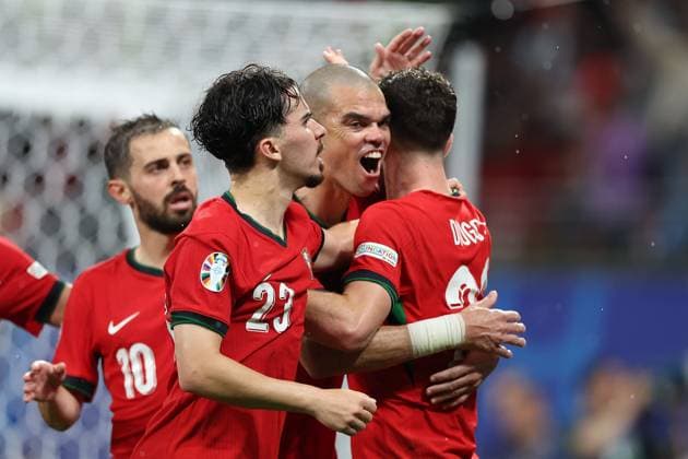 Leipzig Stadium Leipzig, Tuesday, June 18, 2024 UEFA EURO, EM, Europameisterschaft,Fussball 2024 Germany, Group F stage Matchday 1 Group F Portugal - Czechia, Vitinha (Portugal), Pepe (Portugal), Diogo Jota (Portugal) Torjubel, Goal celebration, celebrate the goal Copyright: JoaquimxFerreira
