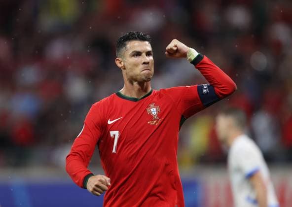 - Portugal v Czech Republic, UEFA EURO, EM, Europameisterschaft,Fussball 2024, Group Stage, Group F, Football Stadium Leipzig, RedBull Arena, Leipzig, Germany - 18th June 2024. Cristiano Ronaldo of Portugal & Al-Nassr celebrates the 2-1 victory punching the air in delight at the full time whistle. - Portugal v Czech Republic, UEFA Euro 2024, Group Stage, Group F, Football Stadium Leipzig, RedBull Arena, Leipzig, Germany - 18th June 2024. Leipzig, Football Stadium Leipzig RedBull Arena Germany Copyright: xDanxWeirx CP_Portugal_Czechia_231