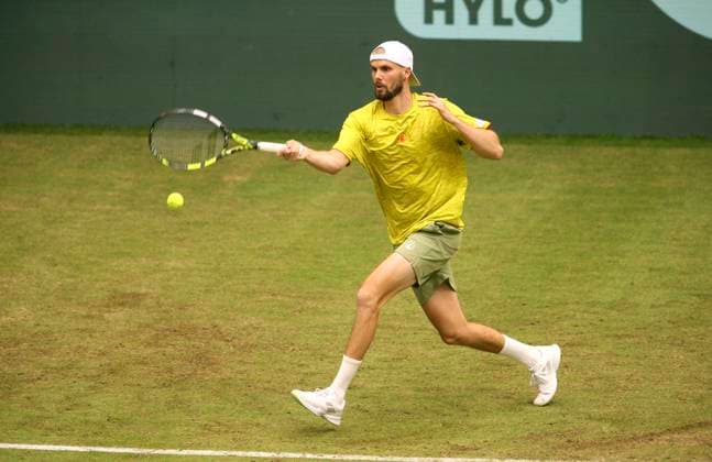 photo : Oscar Otte (GER) verliert in 3 Sätzen gegen Zverev Tennis-Turnier Terra Wortmann Cup im Gerry Weber Sportpark (OWL-Arena) in Halle Westfalen Di. 18.06.2024