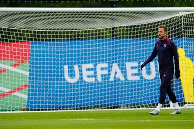 Harry Kane of England England Training Session, UEFA European Championship, EM, Europameisterschaft 2024, Group C, Football, Spa & Golf Resort Weimarer Land, Blankenhain, Germany, 19 Jun 2024 EDITORIAL USE ONLY No use with unauthorised audio, video, data, fixture lists, club league logos or live services. Online in-match use limited to 120 images, no video emulation. No use in betting, games or single club league player publications. Copyright: xDavexShopland Shutterstockx 14546613q