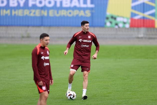 HANOWER 19.06.2024 TRENING REPREZENTACJI POLSKI NA EURO 2024 --- POLISH FOOTBALL national team, Nationalteam TRAINING SESSION ON EURO 2024 IN HANOVER ROBERT LEWANDOWSKI FOT. PIOTR KUCZA FOTOPYK NEWSPIX.PL --- Newspix.pl  240619PYK1003