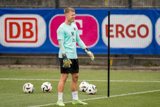 SOCCER - UEFA EURO, EM, Europameisterschaft,Fussball 2024 BERLIN,GERMANY,19.JUN.24 - SOCCER -UEFA EURO 2024, OEFB, Oesterreichischer Fussball-Bund, training. Image shows Patrick Pentz (AUT).  GEPAxpictures xJohannesxFriedl
