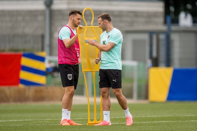 SOCCER - UEFA EURO, EM, Europameisterschaft,Fussball 2024 BERLIN,GERMANY,19.JUN.24 - SOCCER -UEFA EURO 2024, OEFB, Oesterreichischer Fussball-Bund, training. Image shows Maximilian Entrup and Andreas Weimann (AUT).  GEPAxpictures xJohannesxFriedl