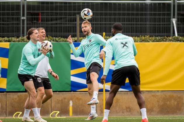 SOCCER - UEFA EURO, EM, Europameisterschaft,Fussball 2024 BERLIN,GERMANY,19.JUN.24 - SOCCER -UEFA EURO 2024, OEFB, Oesterreichischer Fussball-Bund, training. Image shows Marcel Sabitzer and Konrad Laimer (AUT).  GEPAxpictures xJohannesxFriedl