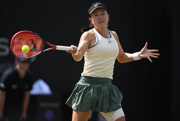 Lin Zhu of China in action during her second round match Rothesay Classic Birmingham, Day 3, Tennis, Edgbaston Priory Club, Birmingham, UK - 19 June 2024  Copyright: xAnnaxGowthorpe Shutterstockx 14543326c