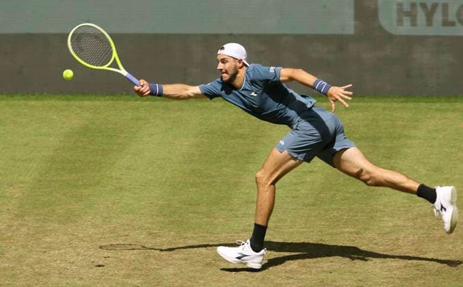 photo : Jan - Lennard STRUFF (GER) Tennis-Turnier Terra Wortmann Cup im Gerry Weber Sportpark (OWL-Arena) in Halle Westfalen Mi. 19.06.2024