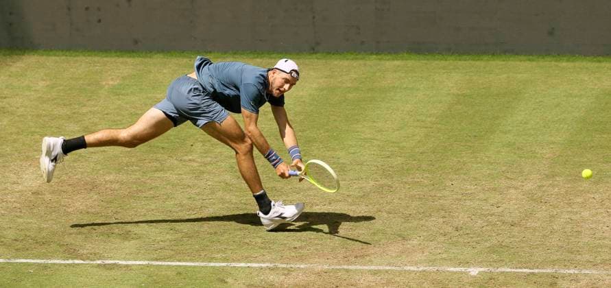 photo : Jan - Lennard STRUFF (GER) Tennis-Turnier Terra Wortmann Cup im Gerry Weber Sportpark (OWL-Arena) in Halle Westfalen Mi. 19.06.2024
