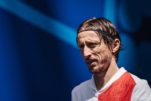 Fußball Herren UEFA-Fußball-Europameisterschaft 2024 Gruppe B Kroatien vs. Albanien 19.06.2024 Luka Modric ( 10, Kroatien) beim Einlauf in die Arena Hamburg Volksparkstadion Hamburg Deutschland