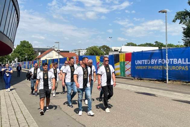 Fans am Stadion - Stuttgart 19.06.2024: Deutschland vs. Ungarn, EURO2024, Gruppe A, M14, EM-Arena Stuttgart