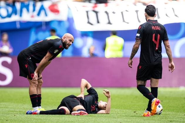 UEFA EURO, EM, Europameisterschaft,Fussball 2024: Albanien - Kroatien; 19.06.2024 Krstijan Aslani (Albania, 21), Arlind Ajteti (Albania, 5) UEFA EURO 2024: Kroatien - Albanien ; Volksparkstadion, Hamburg; 19.06.2024 Copyright: xBEAUTIFULxSPORTS Buriakovx