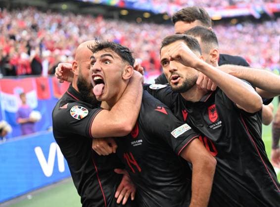 (240619) -- HAMBURG, June 19, 2024 -- Qazim Laci (2nd L) of Albania celebrates after scoring during the UEFA EURO, EM, Europameisterschaft,Fussball 2024 Group B match between Croatia and Albania in Hamburg, Germany on June 19, 2024. ) (SP)GERMANY-HAMBURG-FOOTBALL-EURO 2024-CROATIA VS ALBANIA XiaoxYijiu 