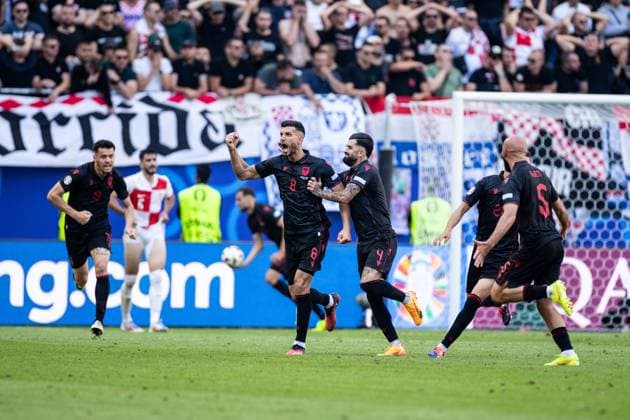 UEFA EURO, EM, Europameisterschaft,Fussball 2024: Albanien - Kroatien; 19.06.2024 Klaus Gjasula (Albania, 8) im Jubel, Albanien im Jubel nach dem Ausgleich. UEFA EURO 2024: Albanien - Kroatien; Volksparkstadion, Hamburg; 19.06.2024 Copyright: xBEAUTIFULxSPORTS Buriakovx