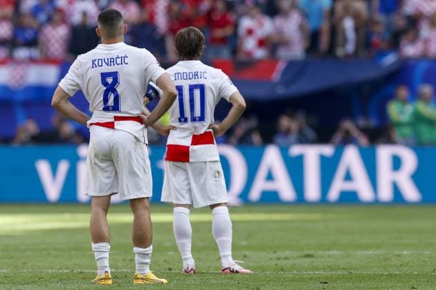 HAMBURG, Volkspark Stadium ,19-06-2024 , European Football Championship Euro2024, Group stage match no.15 between Croatia and Albania, Croatia player Mateo Kovacic and Croatia player Luka Modric after the 2-2 Croatia - Albania (Euro2024)  x25532939x Copyright:
