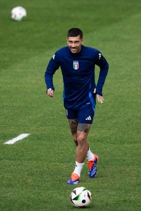 Italy training Mattia Zaccagni of Italy in action during Italy training on the eve of the UEFA EURO, EM, Europameisterschaft,Fussball 2024 group stage football match against Spain. Hemberg-Stadion Germany Copyright: xNicolòxCampox