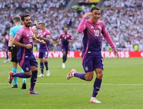 19.06.2024, Fussball UEFA EURO, EM, Europameisterschaft,Fussball 2024, Vorrunde, 2.Spieltag, Deutschland - Ungarn, in der Stuttgart Arena. Torjubel Jamal Musiala (Deutschland)