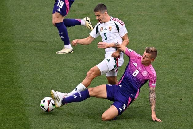 RECORD DATE NOT STATED 19.06.2024, xjhx, Fussball EM 2024, Deutschland - Ungarn emspor, v.l. Adam Nagy (Ungarn), Toni Kroos (Deutsche Fussball Nationalmannschaft DFB) (UEFA REGULATIONS PROHIBIT ANY USE OF PHOTOGRAPHS as IMAGE SEQUENCES and or QUASI-VIDEO) Stuttgart