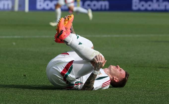 Bendeguz Bolla am Boden Einzelbild Freisteller Aktion Fußball Fussball Europameisterschaft Euro 2024 EM Herren Saison 2023 2024 19.06.2024 Deutschland GER vs. Ungarn HUN in Stuttgart DFL regulations prohibit any use of photographs as image sequences and or quasi-video.