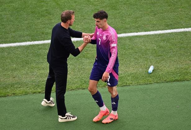 RECORD DATE NOT STATED 19.06.2024, xjhx, Fussball EM 2024, Deutschland - Ungarn emspor, v.l. Trainer Julian Nagelsmann (Deutsche Fussball Nationalmannschaft DFB), Kai Havertz (Deutsche Fussball Nationalmannschaft DFB) (UEFA REGULATIONS PROHIBIT ANY USE OF PHOTOGRAPHS as IMAGE SEQUENCES and or QUASI-VIDEO) Stuttgart