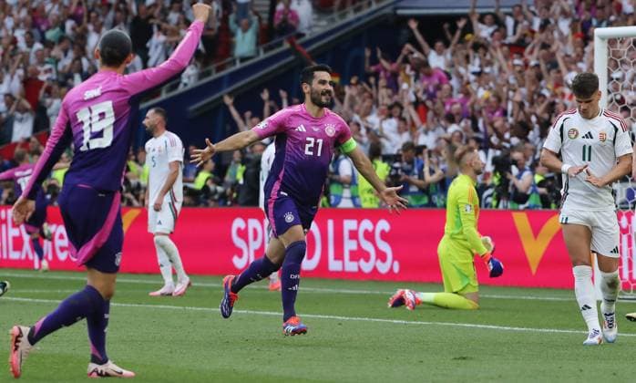 Ilkay Gündogan jubelt nach 2:0 Freude Emotion Jubel Fußball Fussball Europameisterschaft Euro 2024 EM Herren Saison 2023 2024 19.06.2024 Deutschland GER vs. Ungarn HUN in Stuttgart DFL regulations prohibit any use of photographs as image sequences and or quasi-video.