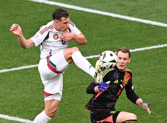 19.06.2024, xjhx, Fussball EM 2024, Deutschland - Ungarn emspor, v.l. Willi Orban (Ungarn), Manuel Neuer (Deutsche Fussball Nationalmannschaft DFB) (UEFA REGULATIONS PROHIBIT ANY USE OF PHOTOGRAPHS as IMAGE SEQUENCES and or QUASI-VIDEO) Stuttgart