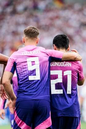 UEFA EURO 2024: Deutschland - Ungarn; 19.06.2024 Niclas Füllkrug (Deutschland, 9) und Ilkay Gündogan (Deutschland, 21) jubeln gemeinsam. UEFA EURO 2024: Deutschland - Ungarn; Stuttgart Arena, Stuttgart am 19.06.2024 Copyright: xBEAUTIFULxSPORTS Wunderlx