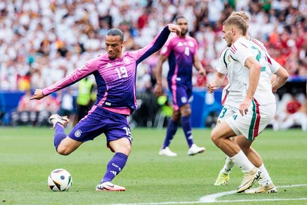 UEFA EURO 2024: Deutschland - Ungarn; 19.06.2024 Leroy Sane (Deutschland, 19) schießt. UEFA EURO 2024: Deutschland - Ungarn; Stuttgart Arena, Stuttgart am 19.06.2024 Copyright: xBEAUTIFULxSPORTS Wunderlx