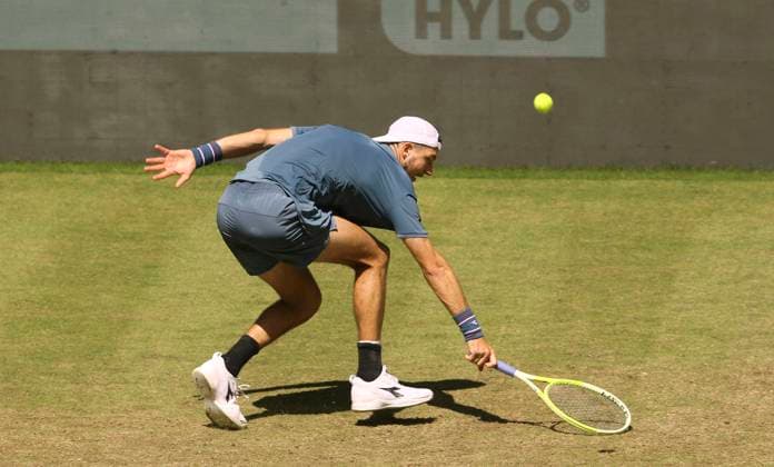photo : Jan - Lennard STRUFF (GER) Tennis-Turnier Terra Wortmann Cup im Gerry Weber Sportpark (OWL-Arena) in Halle Westfalen Mi. 19.06.2024