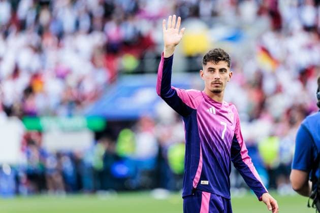 UEFA EURO 2024: Deutschland - Ungarn; 19.06.2024 Kai Havertz (Deutschland, 7) winkt Richtung Fans UEFA EURO 2024: Deutschland - Ungarn; Stuttgart Arena, Stuttgart am 19.06.2024 Copyright: xBEAUTIFULxSPORTS Wunderlx