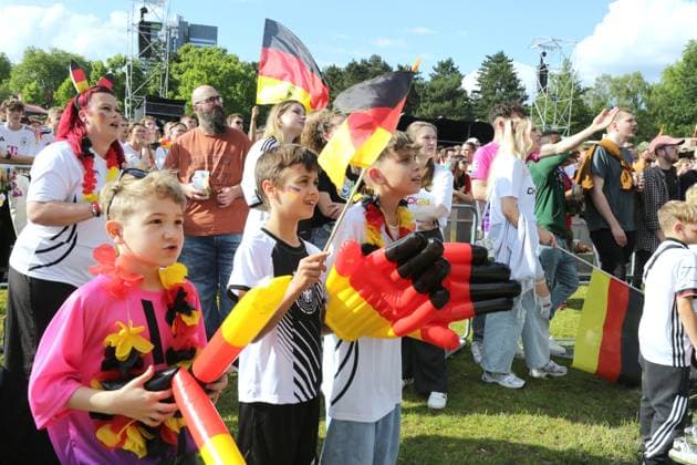 19.06.2024 Dortmund, Fanzone im Westfalenpark, ebenfalls Übertragung UEFA EURO2024 Gruppenspiel Deutschland gegen Ungarn, Endstand 2:0.