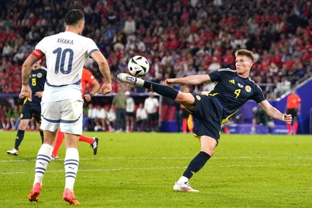 2024-06-19 Scotland v Switzerland - Group A - UEFA EURO, EM, Europameisterschaft,Fussball 2024 COLOGNE, GERMANY - JUNE 19: Scott McTominay of Scotland shoots to score during the Group A - UEFA EURO 2024 match between Scotland and Switzerland at Cologne Stadium on June 19, 2024 in Cologne, Germany. (Photo by Joris Verwijst BSR Agency) Cologne Germany Content not available for redistribution in The Netherlands directly or indirectly through any third parties. Copyright: xBSRxAgencyx