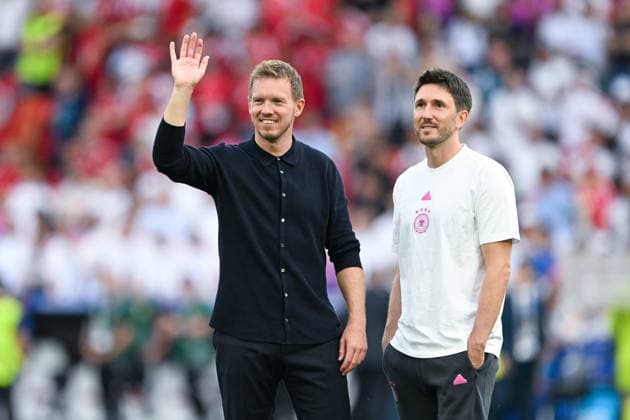 EM 2024: Deutschland - Ungarn am 19.06.2024 in der MHPArena in Stuttgart Bundestrainer Julian Nagelsmann (Deutschland) und Benjamin Glück Glueck (Deutschland)