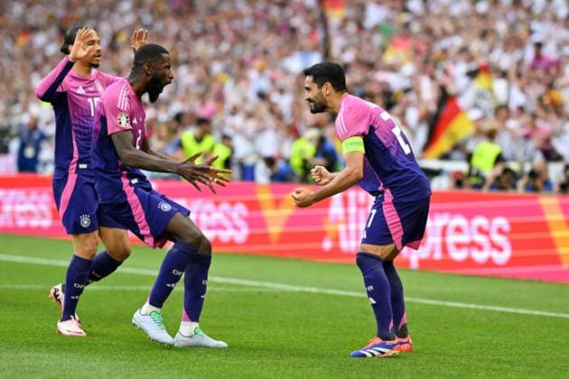 EM 2024: Deutschland - Ungarn am 19.06.2024 in der MHPArena in Stuttgart Ilkay Gündogan Guendogan (Deutschland) jubelt nach seinem Tor zum 2:0 mit Antonio Rüdiger Ruediger (Deutschland)