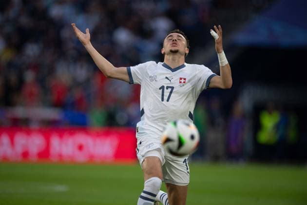 VARGAS Ruben (SUI) Aktion, Einzelaktion, Gestik, gestikuliert, Gruppenphase Gruppe A Schottland (SCO) - Schweiz (SUI) 1:1 am 19.06.2024 Stadion Koeln, Cologne Stadium, Fussball UEFA EURO, EM, Europameisterschaft,Fussball 2024 GERMANY vom 14.06.2024 - 14.07.2024. Â