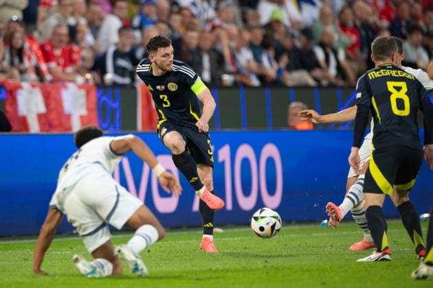Andrew ROBERTSON (SCO) Aktion, Einzelaktion, Gruppenphase Gruppe A Schottland (SCO) - Schweiz (SUI) 1:1 am 19.06.2024 Stadion Koeln, Cologne Stadium, Fussball UEFA EURO, EM, Europameisterschaft,Fussball 2024 GERMANY vom 14.06.2024 - 14.07.2024. Â